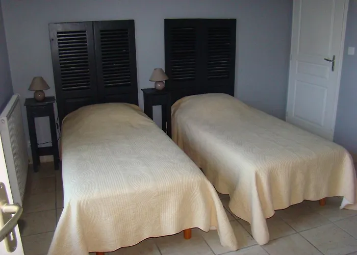 D'hotes Les Laitieres לינה וארוחת בוקר Beaurepaire (Vendee)